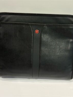 Wenger Premier Leather The Carina Binder Folio Organizer Swiss Army Black 3 Ring